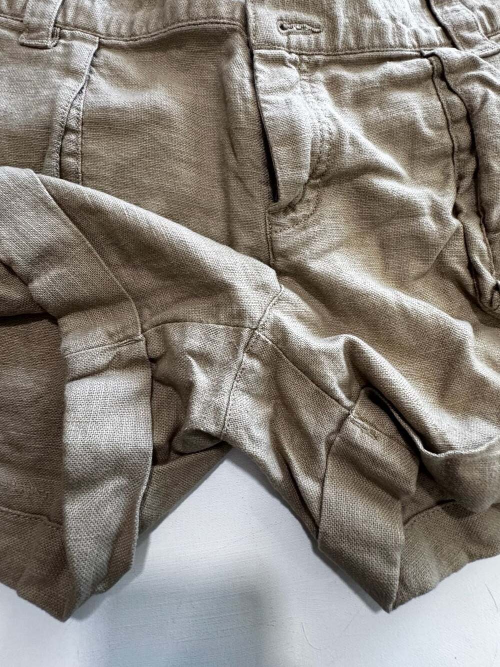 Old Navy Ultra Low Waist Khaki Linen Blend Utility Cargo Shorts - Picture 9 of 10